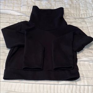 ALO Yoga Splice Long Sleeve Crop Sweatshirt